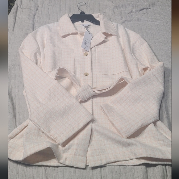 Liz Claiborne Pale Peach Tweed Shacket with Belt - Picture 7 of 11